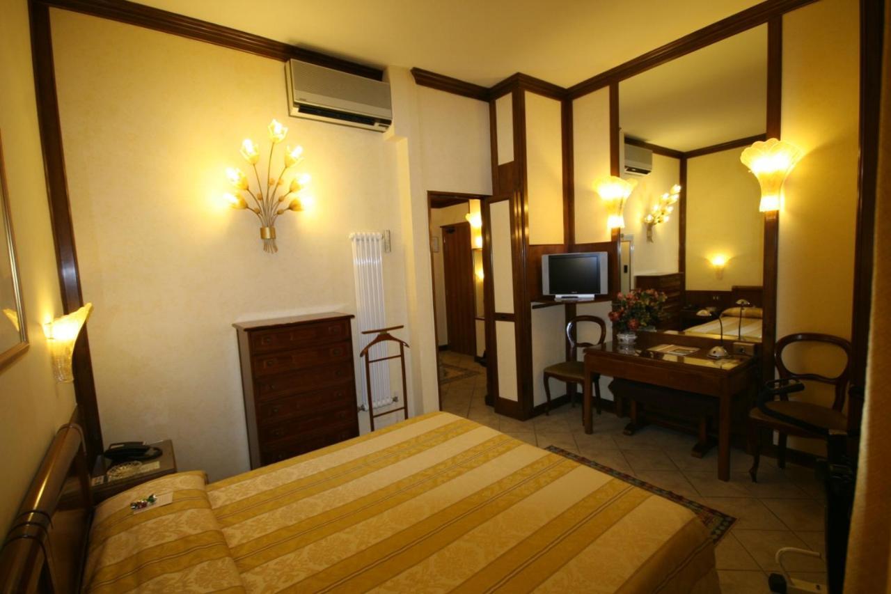 Hotel Italia City Center Mantova Eksteriør bilde