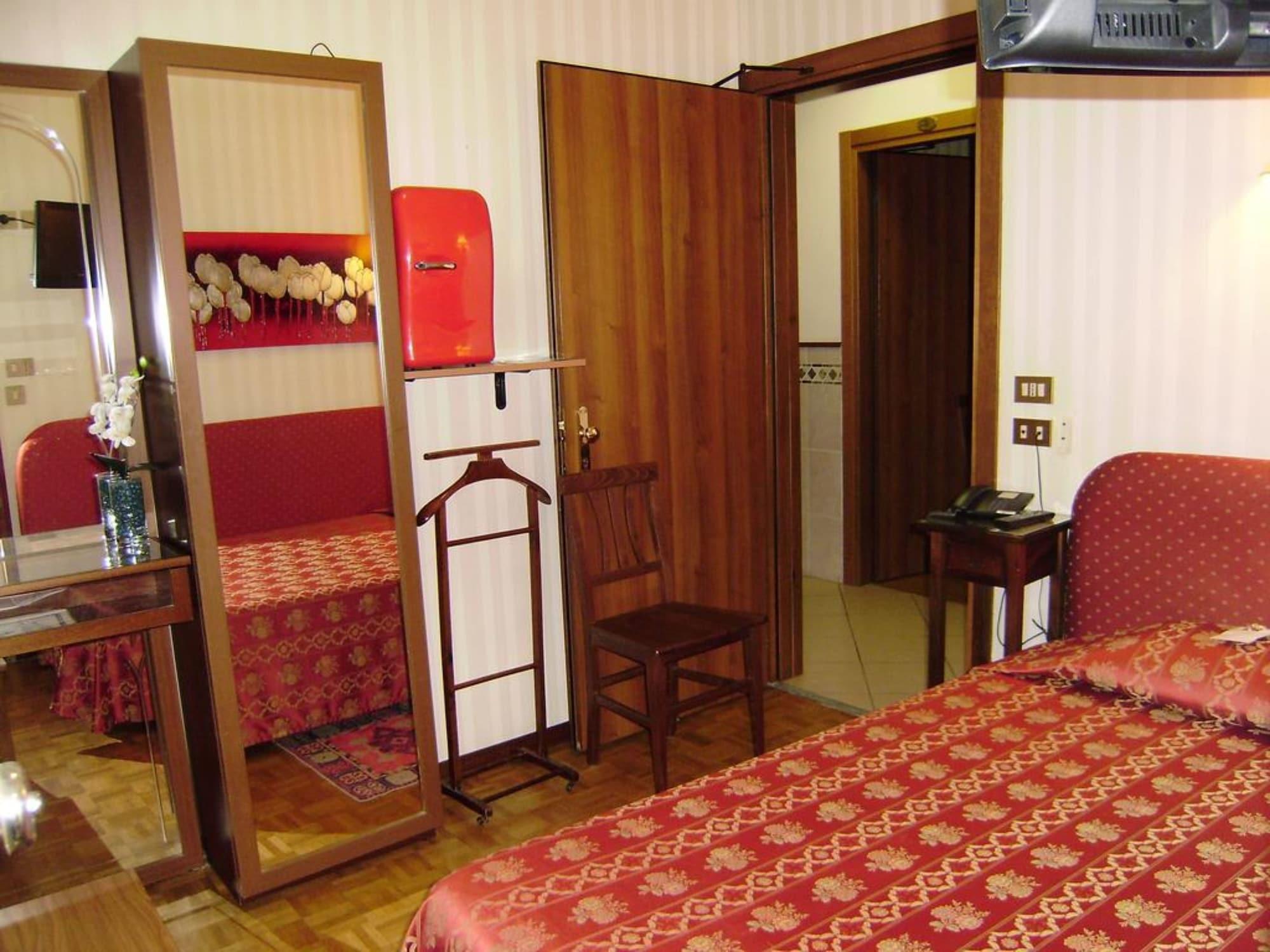 Hotel Italia City Center Mantova Eksteriør bilde