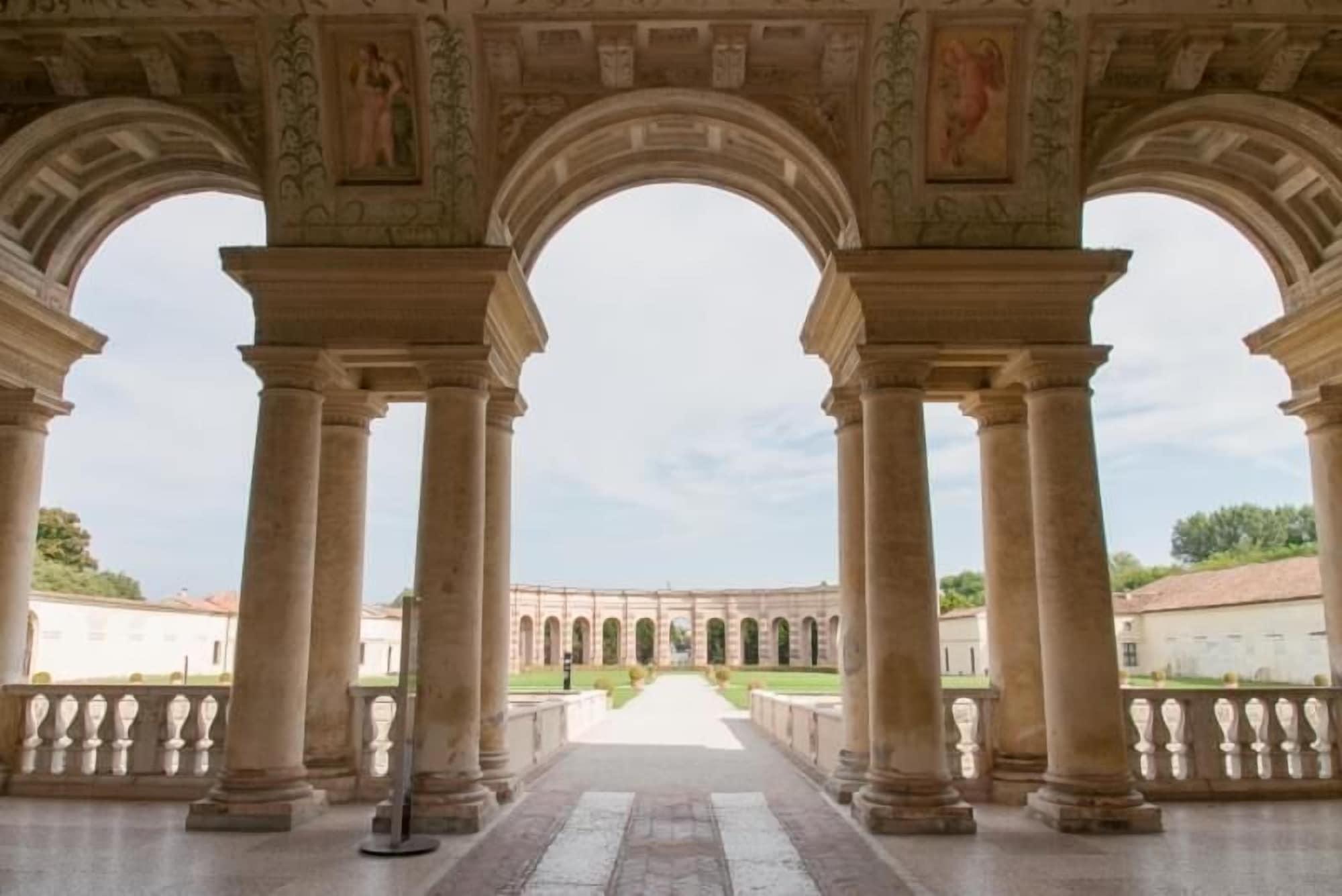Hotel Italia City Center Mantova Eksteriør bilde